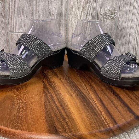 Dansko Women's EU 40 US 10 Leather Snake Print Wedge Open Toe Sandals Grey Black - Picture 7 of 12